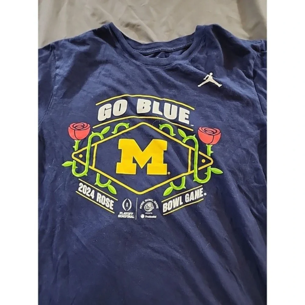 Nike Michigan Rose‎ Bowl Women's Blue T-Shirt Size Lg